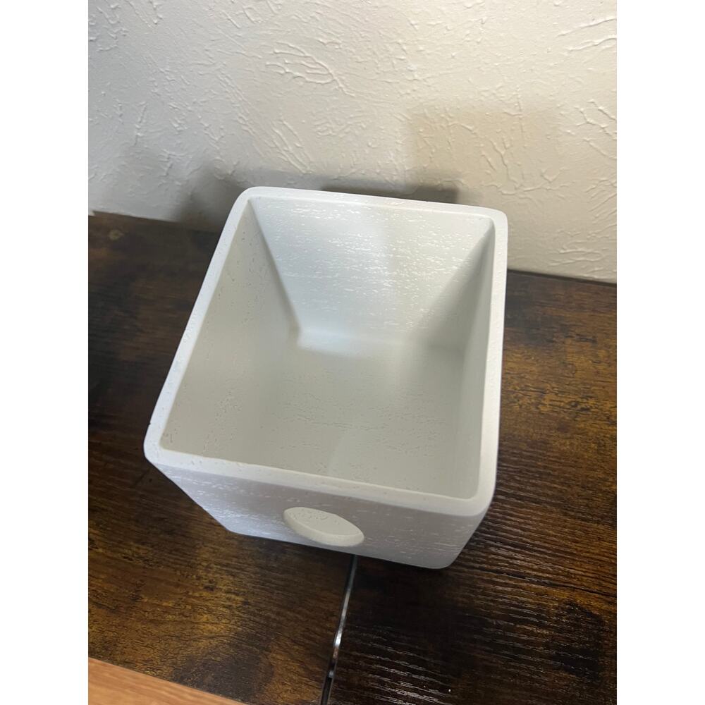 Hymmah Tray Tissue Box Cover Holder Unique Cube Design Tissue Dispenser-White - Picture 8 of 14